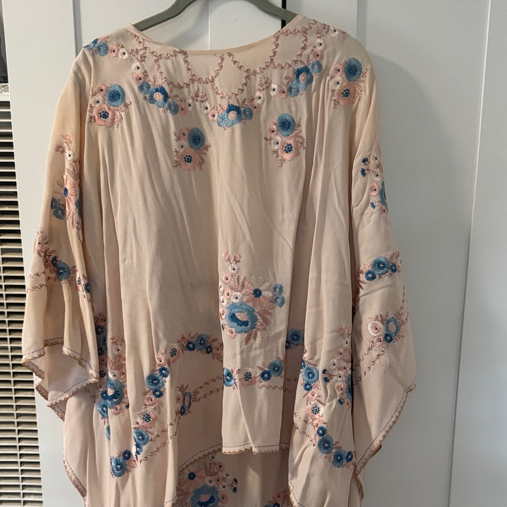 *Rare* For Love and Lemons Embroidered Kimono